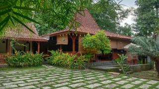 D'joglo Riverside Villa - Karanggayam - 4