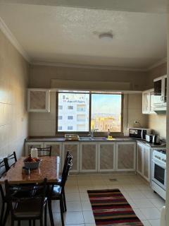 Furnished Family Apartment in Dahyet Al-Rasheed - Amman - 3