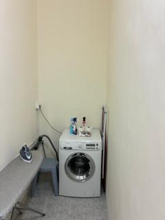 Furnished Family Apartment in Dahyet Al-Rasheed - Amman - 1
