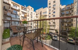 Apartment on Maidan, Khreschatyk 4 street - Kiev - 2