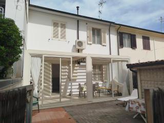 Viareggio, felicità e relax a un passo dal mare! - Viareggio - 0