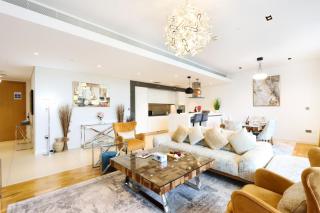 Livbnb - Upgraded 2BR, Near Shopping & Dining Hubs - Dubái - 4