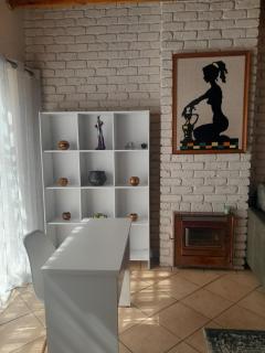 2 bedroom family friendly cosy & luxury home, walking distance to Doringkloof Mall - 6