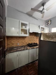 Luxury 1 Bedroom Apartment - Lahore - 4