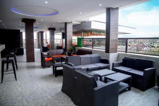 Skyline View Hotels and Suites - Mama - 9