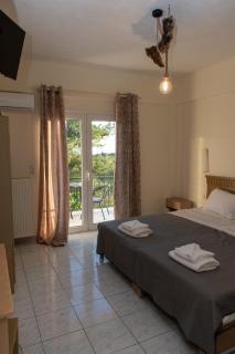Sea and mountain hotel - Perdika - 1