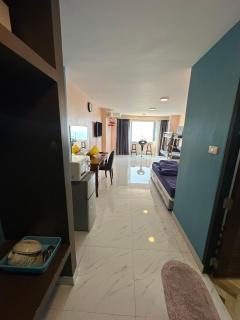 Bangsaen Royal Beach room 703 - Ban Laem Thaen - 5