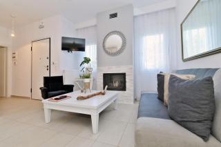 Aeolos Stone House by Booking Kottas - Nea Potidaea - 9