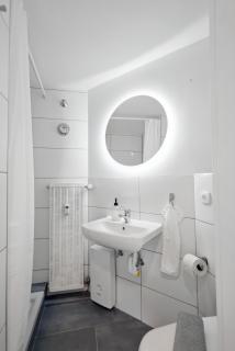 Modernes Studio im Erdgeschoss - ZachaStay Koblenz Guels - Coblença - 8