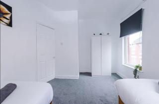 Wallasey Great Location - Seacombe - 4