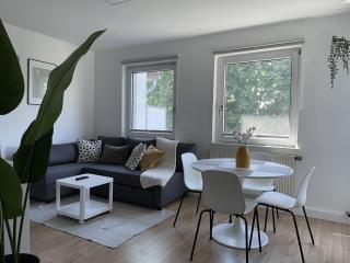 Spotless Family Retreat, Fully Equipped & Central - 0