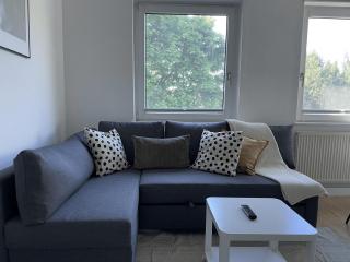 Spotless Family Retreat, Fully Equipped & Central - 4