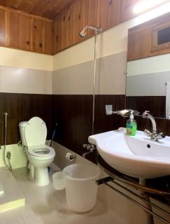 Hotel Serve Better - Shogran - 3