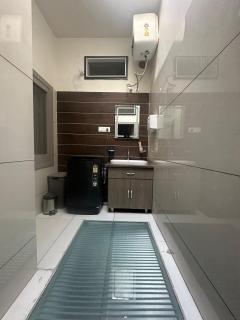 2BHK GUEST HOUSe,Ishr Nagar Bridge To Lohara Road - Ludhiana - 4