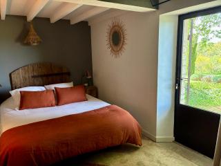 Chambre dans bastide au milieu des vignes - Ménerbes - 6