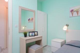 Las sirenas maisonnettes by the beach groundfloor and semi basement - 1