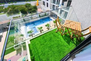 Chic Studio in Prime JVC Spot - Holiday Boulevard - 8