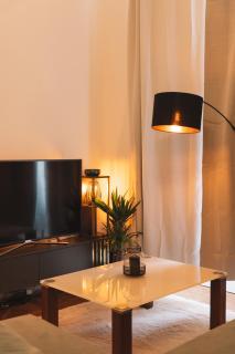 Vienna City Landstraße Retreat - Stylish & Spacious 2 BD for 8 Guests - Wenen - 1