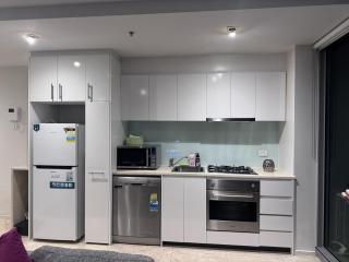 Modern 1-bedroom apartment in CBD - Melbourne - 2