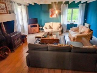 Large 4 bed house available for short stays - Petit-Bersac - 7