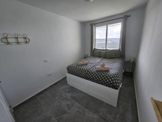 Paradise, amazing ocean view, JUST RENOVATED!!! - 2