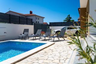 Villa Sunce mit beheiztem Pool in Pula,Istrien - Pula - 8