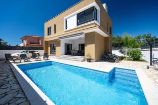 Villa Sunce mit beheiztem Pool in Pula,Istrien - Pula - 2