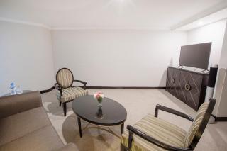 ARTOTEL Suites Aquila Bandung - Bandung - 4