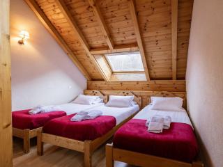 Chalet Triplex 4* Exposé Sud-Est, 12 Pers, Proche Télésiège, Terrasse, Animaux Admis - FR-1-263-360 - Valloire - 1