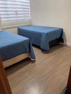 Apartamento aconchegante próximo shopping catuai,uem,vivaro,lebloc - Maringá - 7