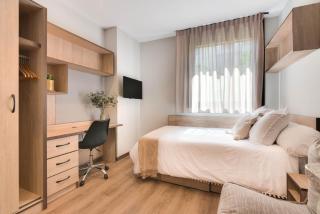 Livensa Living Pamplona Albergue Juvenil - 4