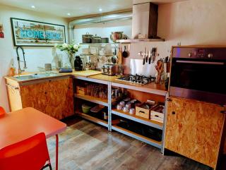 Garage Number 9 Private Urban Loft Apartment with Jacuzzi in Le Dorat - Le Dorat - 9