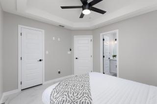 Hummingbird Apt 10 - Pharr - 3