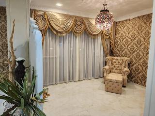 Luxurious 3BR Tropicana Residence - Batam Center - 8