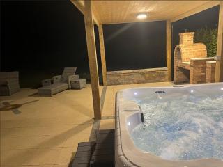 Luxury Home In Mourne Mountains - Mayobridge - 0