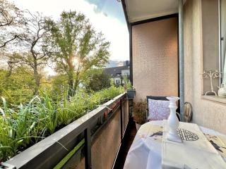 Cozy 2-room-Apartment on Zoo Park in District 2 - Düsseldorf - 3