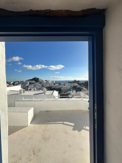 Aegean Blue - Ios Chora - 0