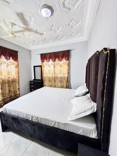 Paradise Holiday home - Busumbala - 8