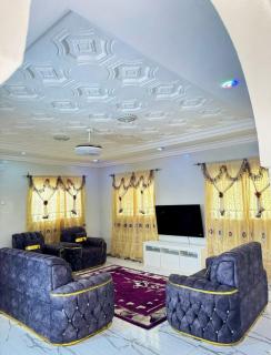 Paradise Holiday home - Busumbala - 2