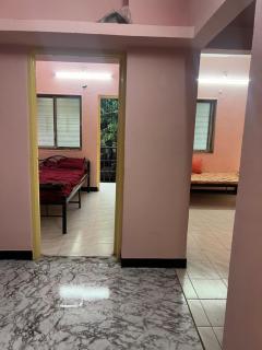 Cozy Stay near Kolhapur Railway Station - 8