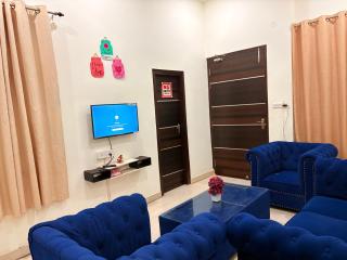 Atulyam Stays Sushant Golf City - Lucknow - 9