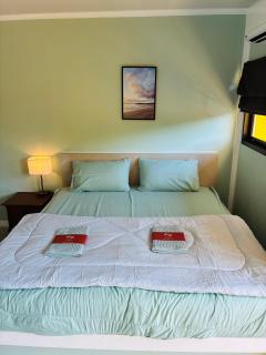 Rainbow Room No 16 Front of Haad Rin Queen Ferry - Amphoe Koksamui - 7