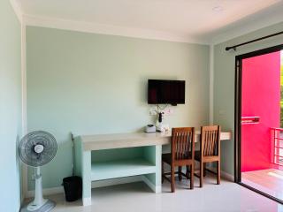 Rainbow Room No 16 Front of Haad Rin Queen Ferry - Amphoe Koksamui - 4
