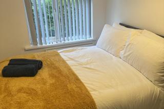 3 Bed-Sleeps 5- Garden-Pets-Parking - Wolverhampton - 8