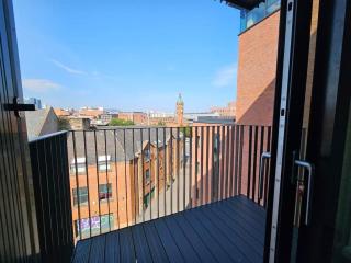 2 Bedroom Flat in Belfast - Belfast - 6