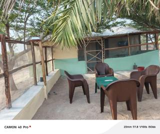 NFGCS Guest House - - 5