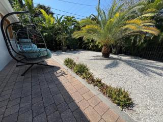 Welcome to the Guest House close to 5th Ave and Beach - Naples - 9