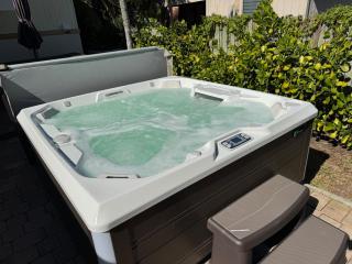 Welcome to the Guest House close to 5th Ave and Beach - Naples - 5