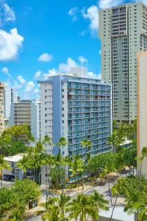 Courtyard by Marriott Waikiki Beach - Honolulu - 3
