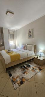 Bright Central Apartment - Tirana - 0